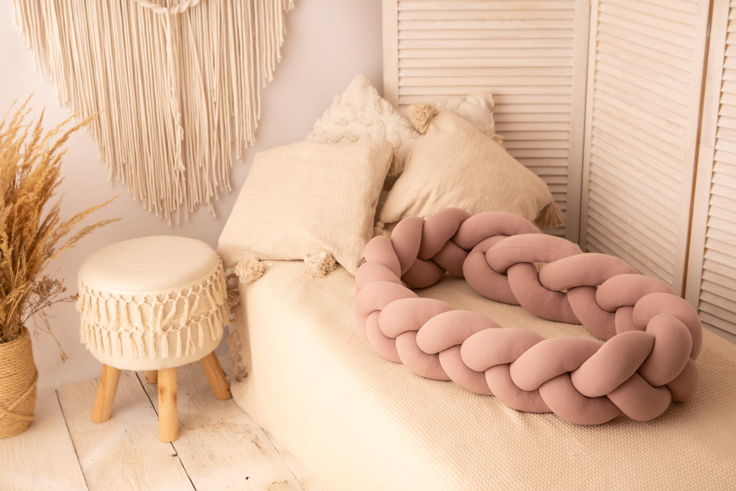 Tresse de lit bébé, tour de lit bebe, deco moleux (Rose poudre)