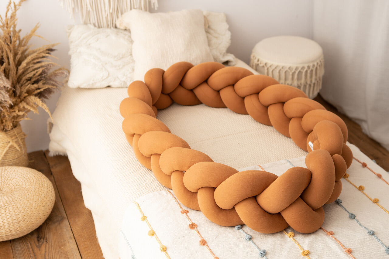 Tresse de lit bébé, tour de lit bebe, deco moleux (Caramell)